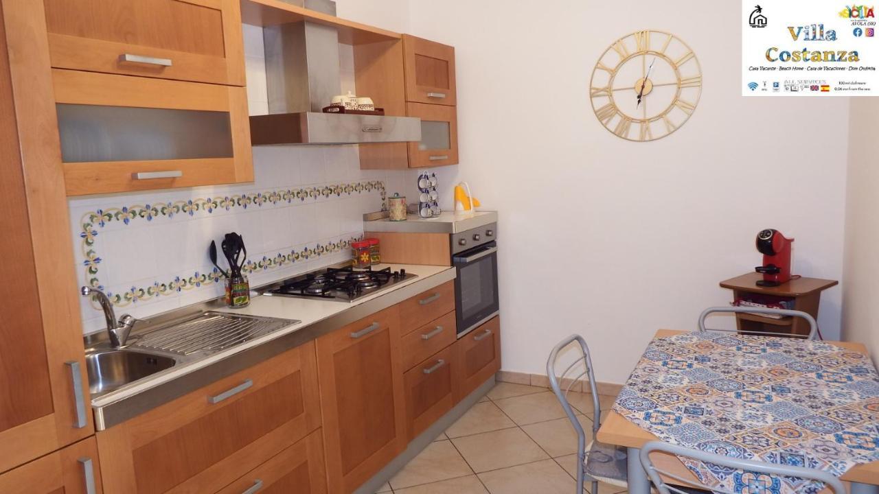 Villa Costanza Casa Vacanze 阿沃拉 外观 照片